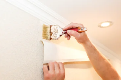 Pose de papier peint à Oudrenne — revêtements muraux et toiles de verre